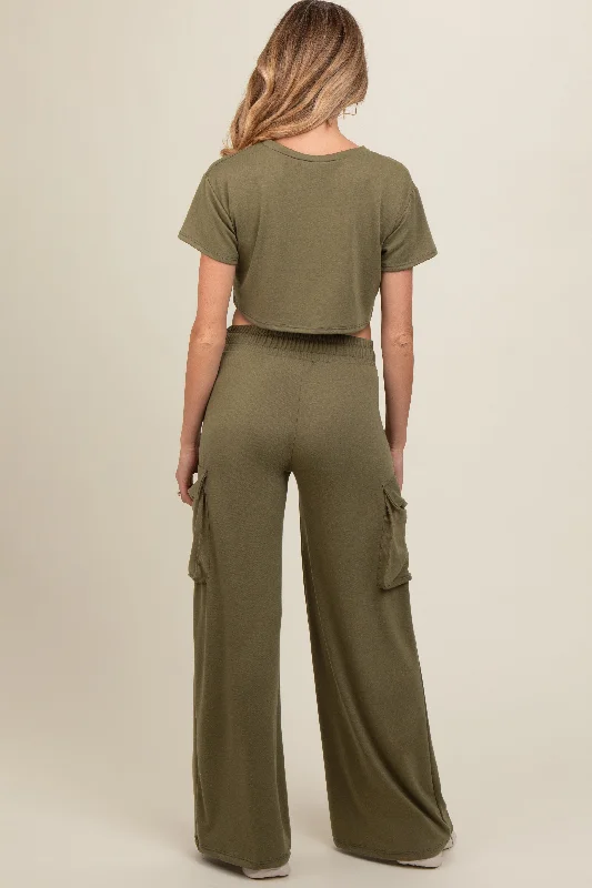 olive-crop-top-cargo-pant-maternity-set