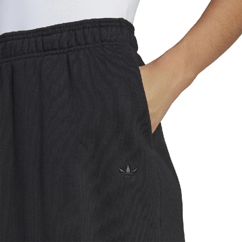 adidas - Women's Premium Essentials Skirt (IC5263)