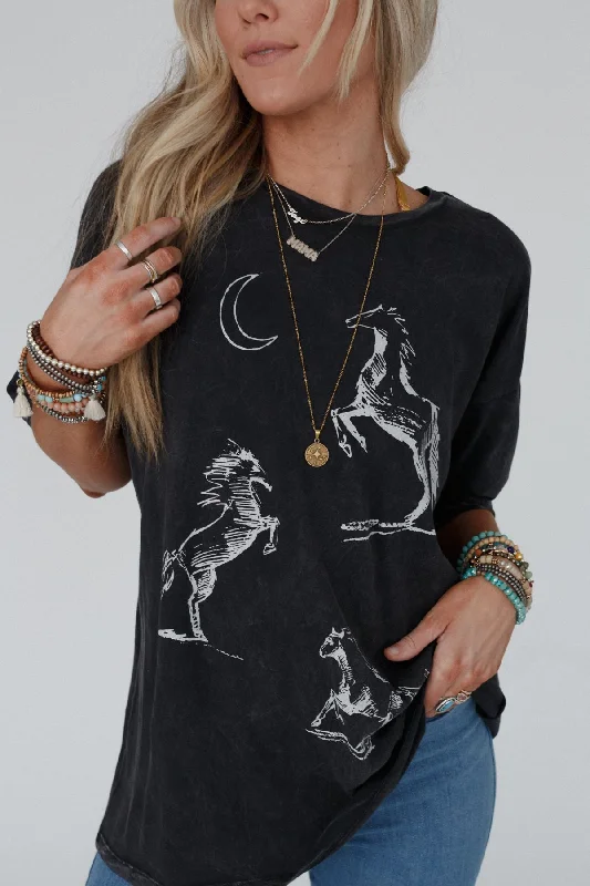 dancing-horses-graphic-tee-charcoal