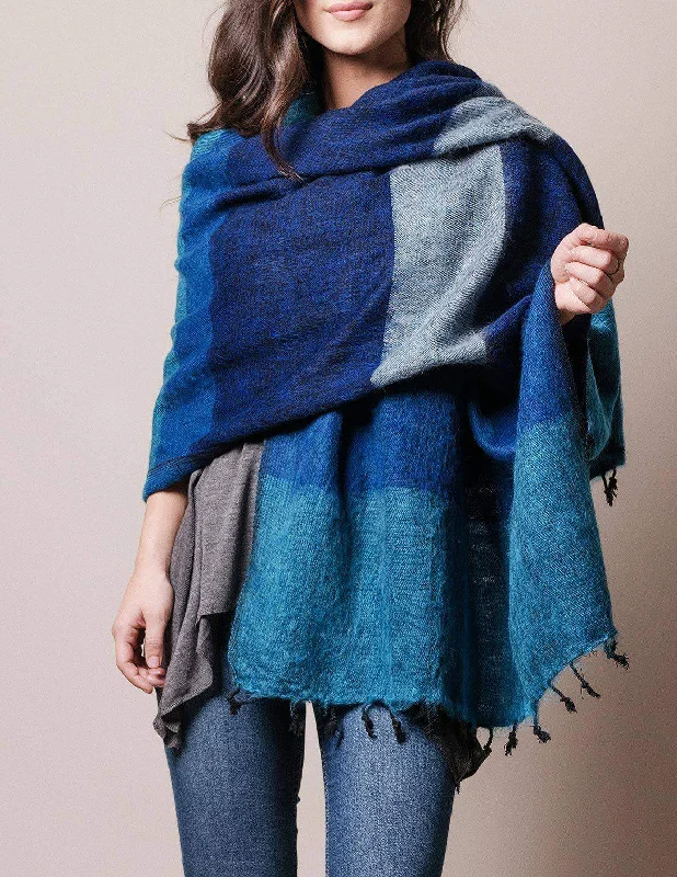 Himalayan Yak Wool Wrap - Blue Ice