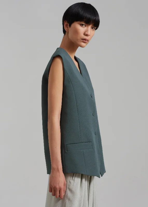 isla-oversized-vest-bottle-green