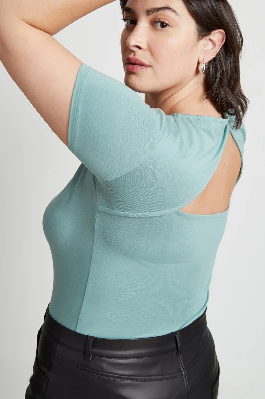 jay-cutout-top