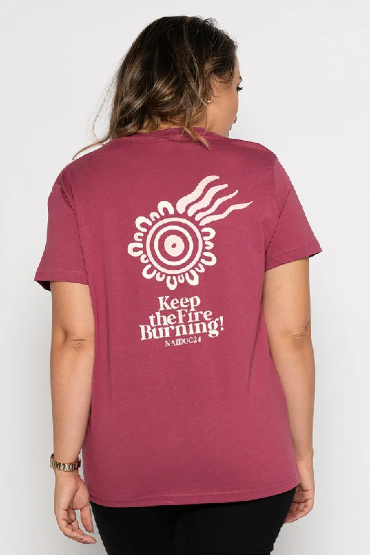 naidoc-week-2024-aboriginal-clothes-womens-cotton-berry-graphic-printed-tee-n24-pocket-print