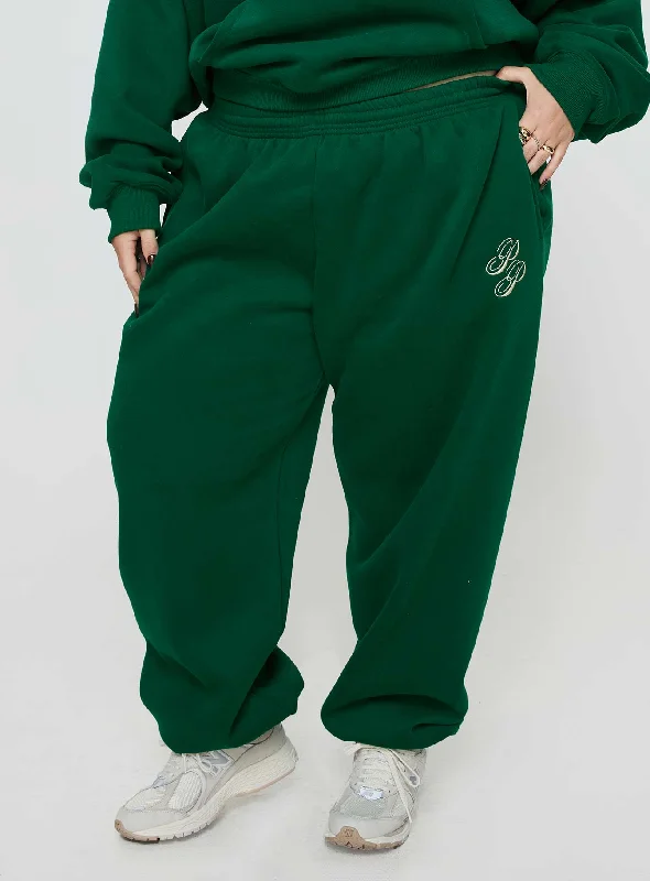 princess-polly-track-pants-script-green-ivory-curve