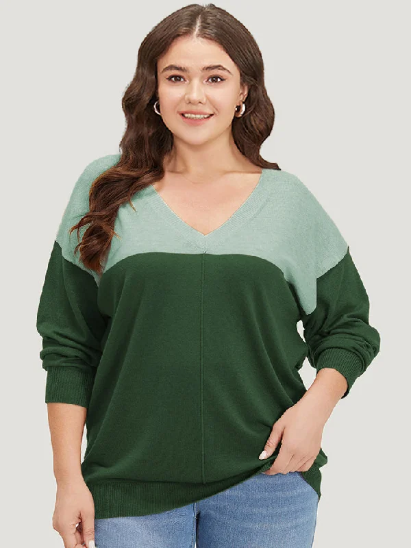 supersoft-essentials-colorblock-two-tone-patchwork-v-neck-pullover