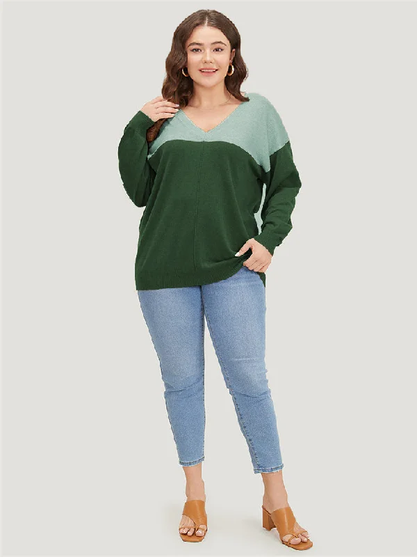 supersoft-essentials-colorblock-two-tone-patchwork-v-neck-pullover