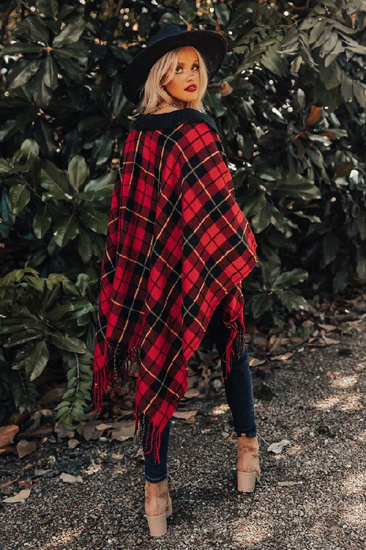 surrounded-by-snuggles-plaid-poncho