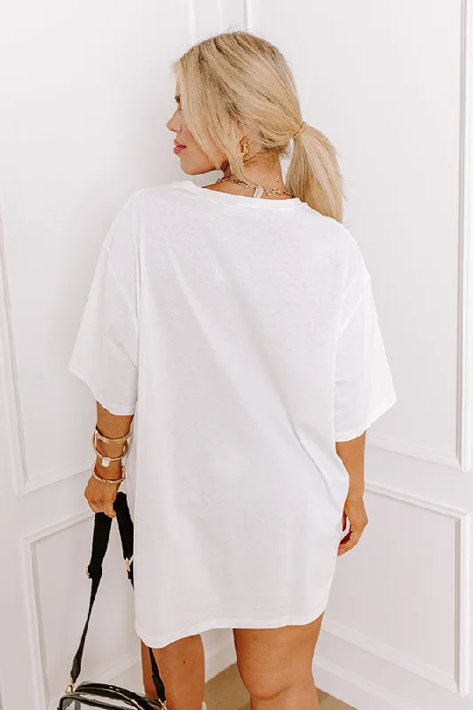 the-final-touch-down-sequin-oversized-tee-in-white-curves